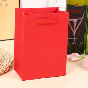 Sac en papier non couché de style européen avec poignée en coton sur mesure, aspect minimaliste pour l'emballage des magasins de sous-vêtements et de chaussures - Product Image 2