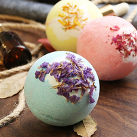 Ensemble cadeau de bombe de bain salée faite à la main de vente chaude boule de bain moussant douce vente en gros produit de beauté et de soins personnels