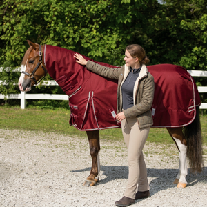 Couverture d'extérieur pour cheval rouge, imperméable, en tissu Oxford, doublure polaire, pour l'hiver, protection extérieure avec grande rabat de queue et 2 sangles de fixation aux jambes - Product Image 2