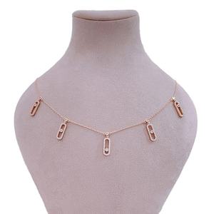 00006 Collier de luxe tendance pour femme, pendentif mère en pierre blanche, chaîne longue, nouvelle énergie, pour mariage - Product Image 1