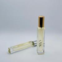 Flacon de parfum rectangulaire haut et fin de 10 ml et 15 ml avec bouchons multicolores, flacon pulvérisateur de parfum en verre avec logo personnalisé