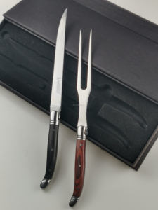 Juego <span class=keywords><strong>de</strong></span> <span class=keywords><strong>Cuchillos</strong></span> <span class=keywords><strong>para</strong></span> Trinchar con Diseño Completo - Mango <span class=keywords><strong>de</strong></span> Madera - <span class=keywords><strong>para</strong></span> <span class=keywords><strong>Cortar</strong></span> Pavo Asado, Jamón, BBQ - Cuchillo <span class=keywords><strong>de</strong></span> Chef <span class=keywords><strong>de</strong></span> Acero Inoxidable <span class=keywords><strong>de</strong></span> 7.5 Pulgadas - Día <span class=keywords><strong>de</strong></span> Acción <span class=keywords><strong>de</strong></span> Gracias - Product Image 4