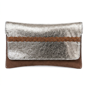 Sac de soirée enveloppe en suède doré marine pour femme, tendance, moderne, de luxe, avec rabat tressé, personnalisable, vente en gros - Product Image 1