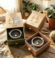 Boîte cadeau rigide en forme de tiroir pour pendentif de collier pour animaux de compagnie, insert en EVA réutilisable, biodégradable, recyclable, gaufrage UV, emballage écologique