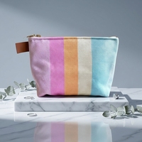 Sac de maquillage portable brodé à rayures arc-en-ciel personnalisé, écologique, vente chaude, en gros, pour extérieur