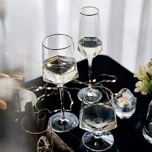 Set di 6 Bicchieri da Vino in Cristallo Esagonale Ambrato Rosa Senza Piombo con Bordo Dorato e Texture Martellata, Set di Bicchieri Highball per <span class=keywords><strong>Acqua</strong></span> di Lusso Minimalista - Product Image 5