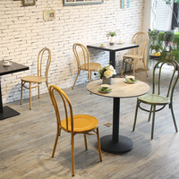 Offre Spéciale Extérieur Empilable Loisirs Table Ronde Chaise Ensembles