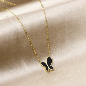 Collar con Colgante de Concha de Mariposa Brillante en Acero Inoxidable para Mujer, Ideal para Regalo - Product Image 3