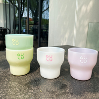 Stapelbarer farbiger Borosilikat-Jadeglas becher Benutzer definiertes Logo 200ml Milchglas becher Hitze beständiger Glas trinkbecher für den Großhandel