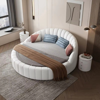 Nordischer Stil Modernes Rundes Lederbett Weiches Hotel Schlafzimmermöbel-Set Drehbares Doppelbett Leichter Luxus Neues Design Muschelform Bett
