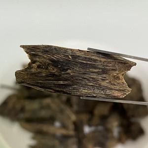 Oud naturel de première qualité de Jiangxi - 100% pur, diffuseur d'arômes, parfum supérieur, emballage et forme écologiques - Product Image 2