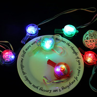 Plastik-Lithium-LED-Lichterkette mit Satinband, Batteriebetriebene Weihnachtsbaumbeleuchtung, DIY Feiertagsdekoration für Zuhause und Partys, Geschenkbox