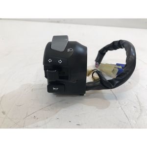 Interruttore Luce Sinistro YAMAHA T Max 500 2001-2003, Interruttore Manubrio Moto - Product Image 1