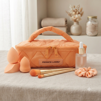 Bolsa de Cosméticos Acolchada de Moda al por Mayor, Neceser con Logotipo Personalizado, Organizador Suave con Cremallera, Bolso de Maquillaje con Asa