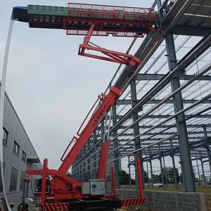 Plateforme élévatrice mobile montée sur camion avec affichage LED d'indicateur de hauteur et d'angle pour la manutention de matériaux sur chantier - Product Image 2