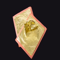 Feuille d'or imitation en vrac 16x16cm Vente chaude 10 000 pièces par boîte pour la sculpture sur bois