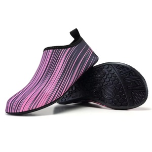 Nuove <span class=keywords><strong>Scarpe</strong></span> Acquatiche 2024, Asciugatura Rapida, Antiscivolo, Economiche, <span class=keywords><strong>per</strong></span> Nuoto, Spiaggia, Sport Acquatici e <span class=keywords><strong>Camminata</strong></span> in Acqua <span class=keywords><strong>per</strong></span> Uomini e Donne - Product Image 2