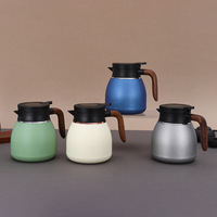 La nouvelle cafetière isotherme à double paroi en acier inoxydable avec affichage de la température