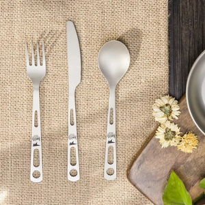 Juego de Cubiertos de Titanio de Alta Calidad, 3 Piezas, Cuchillo, Tenedor y Cuchara, Resistente a Rayones/Corrosión/Calor, Diseño Moderno y Minimalista, para Camping - Product Image 2
