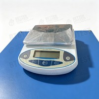 Soporte de Equilibrio Hidrostático para Prueba de Gravedad Específica |   ASTM D2726 y EN 12697 |   Capacidad de 60 kg |   Incluye cesta y tanque