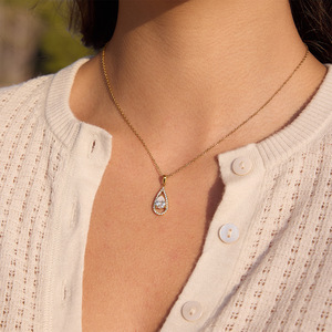 Collar de Cristal con Forma de Lágrima, Chapado en Oro de 18K, Engaste de Acero Inoxidable, Joyería para Uso Diario - Product Image 2