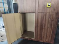 Casier intelligent pour bagages en bois, casier de rangement de bagages en libre-service avec écran tactile pour hall d'hôtel