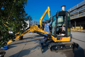 Heavy Duty 9027F ZTS Hydraulic Mini Digger 2680kg Crawler Bagger 2.7 Ton Small Excavator with <b>Load</b>-Sensing Hydraulics for Sale - Product Image 2