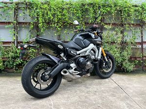 <span class=keywords><strong>Moto</strong></span> Essence Yamaiha <span class=keywords><strong>MT</strong></span>-09 d'Occasion avec Moteur 900cc, <span class=keywords><strong>Moto</strong></span> Sportive d'Occasion - Product Image 5