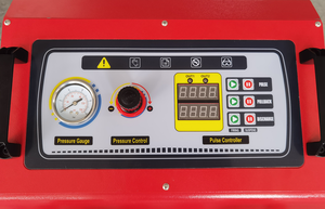 Machine de nettoyage par impulsions à circulation pour la décarbonisation des chambres de combustion, directement de l'usine, pour atelier de réparation automobile, certifiée CE - Product Image 4