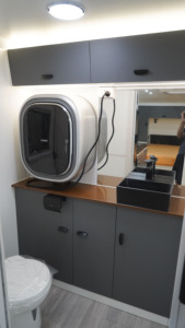 Remorque <span class=keywords><strong>de</strong></span> camping tout-terrain 4x4 robuste et légère, conforme aux normes australiennes, caravane hybride à coque rigide avec suspension indépendante - Product Image 2