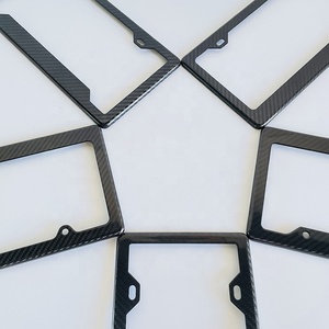 Cadre de plaque d'immatriculation en fibre de carbone 3K twill 100% véritable, finition brillante, avec revêtement transparent résistant aux UV, produit de qualité supérieure - Product Image 6