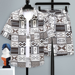 <span class=keywords><strong>Tuta</strong></span> S-6XL da <span class=keywords><strong>uomo</strong></span> a maniche corte estiva per studenti per il tempo libero Set sportivo alla moda <span class=keywords><strong>pantaloncini</strong></span> alla moda due pezzi - Product Image 4
