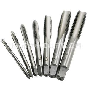 Juego de 7 Machos de Roscar Manuales M3-M12 de Vástago Cuadrado y Ranura Recta, Sin Residuos, para Roscado Interno en Acero - Product Image 4