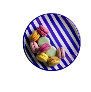 Assiette à dessert en céramique | Assiette à gâteau | Grès jeté à la main, Assiette de poterie à rayures bleu marine de 8 pouces - Product Image 2