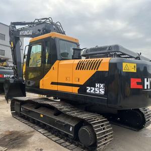 Excavatrice sur chenilles Hyundai 225LC-9 jaune, équipement de construction hydraulique - Product Image 2