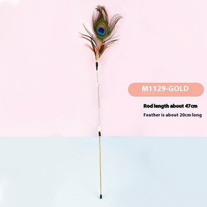 Plume chaude <span class=keywords><strong>chat</strong></span> Teaser bâton Runpin Wx-0066 plume de paon résistant aux rayures cloche sonnant interactif <span class=keywords><strong>chat</strong></span> Teaser bâton - Product Image 6