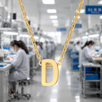 Collier en acier inoxydable plaqué or 18 carats avec pendentif alphabet 26 lettres, chaîne délicate, vente en gros de bijoux haut de gamme