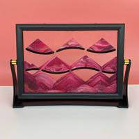 Cadre d'art cinétique de sable mouvant Paysage Noir avec sable rouge orangé, double verre, support rotatif de bureau, vente en gros