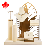 Ensemble de présentoirs à bijoux LAIRE en microfibre beige pour collier, boucles d'oreilles, présentoir de comptoir, présentoir de vitrine