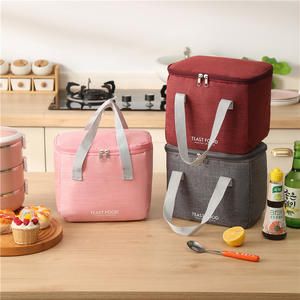 Sac à déjeuner isotherme Teast Food rose 12L, glacière portable pour pique-nique et usage quotidien - Product Image 3