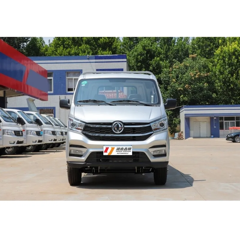 Produits populaires garde-corps Micro camion 122HP Dongfeng feux de camion de carburant
