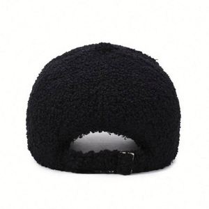 Casquette de baseball tendance et nouvelle, en peluche douce et chaude, avec logo brodé personnalisé, motif dessin animé en caoutchouc écologique, idéale pour l'hiver - Product Image 3