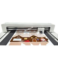Automatische vlakbed kartonnen cadeaudoos stansplotter CNC digitale snij- en vouwmachine voor vinyl stickerlabels