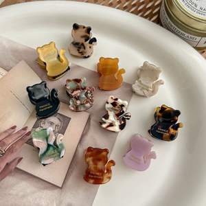 กิ๊บติดผมอะซิเตทลายการ์ตูนเกาหลีน่ารักแบบ OEM ดีไซน์น้องหมีติดป้ายทองเล็กๆ พร้อมปิ่นปักผมรูปแมว - Product Image 3