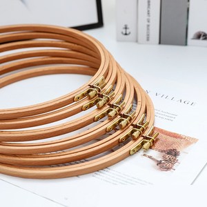<span class=keywords><strong>Macramé</strong></span> artisanat broderie cercle couture affichage cerceau hêtre <span class=keywords><strong>bois</strong></span> broderie cadre capteur de rêves décor à la maison <span class=keywords><strong>anneau</strong></span> <span class=keywords><strong>en</strong></span> <span class=keywords><strong>bois</strong></span> - Product Image 4