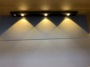 Barres lumineuses magnétiques rechargeables et rigides à <span class=keywords><strong>LED</strong></span>, capteur de mouvement PIR, <span class=keywords><strong>Spot</strong></span>, vitrine, armoire à vin, meubles, veilleuse à <span class=keywords><strong>LED</strong></span> - Product Image 6