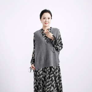 Quand la vie vous donne du cachemire, assurez-vous qu'il est 100% et stylé à la perfection. Parce que qui dit confort ne peut pas être fabuleux - Product Image 4