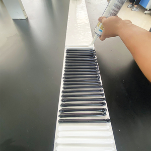 Mastic polyuréthane (PU) GUFENG pour <span class=keywords><strong>pare</strong></span>-<span class=keywords><strong>brise</strong></span>, collage de vitres automobiles, pâte blanche/noire, utilisation en menuiserie, construction, transport - Product Image 6