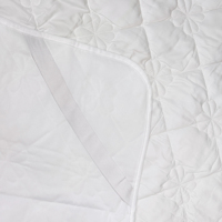 Vente en gros de surmatelas de lit rafraîchissant imperméable à l'eau rembourrage en bambou polyester matelassé à motifs floraux pour la maison hôtel housse de matelas souple