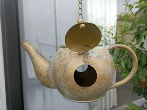 Vintage metalen vogelvoeder ijzeren windgong aantrekkelijk hangend vogelhuisje wilde vogels voor tuindecoratie - Product Image 1